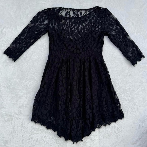 NWOT Free People Black Floral Lace Dress - Picture 7 of 9